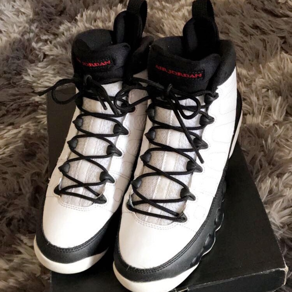 Retro Jordan 9 "Space Jams"